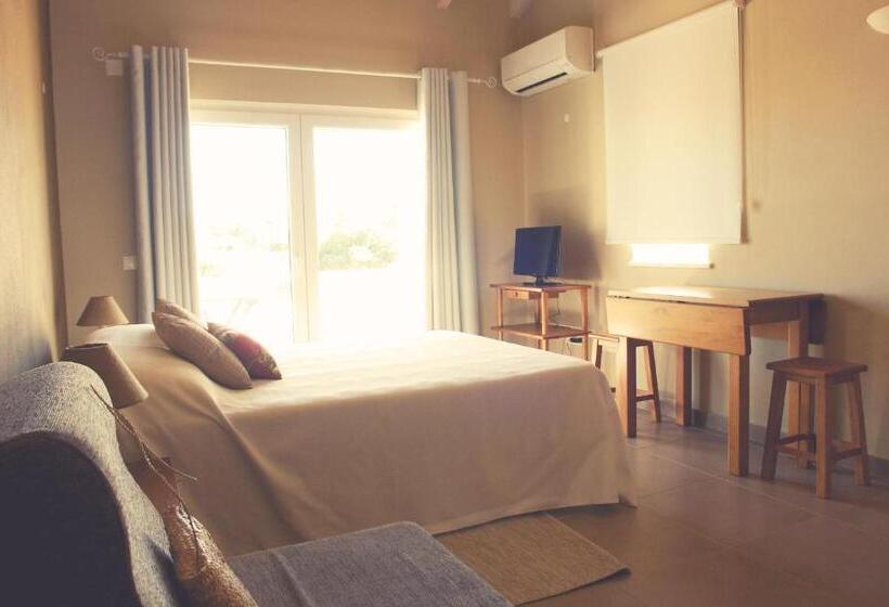 Отель Casas Novas Da Fataca