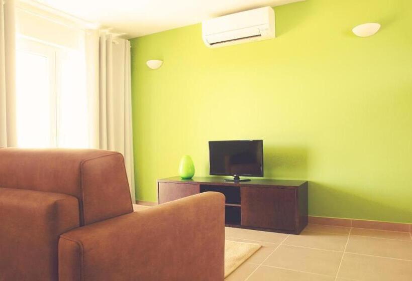 Отель Casas Novas Da Fataca