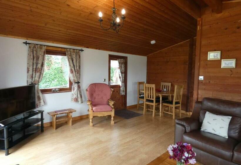 ホテル Chestnut Lodge