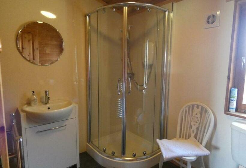 ホテル Chestnut Lodge