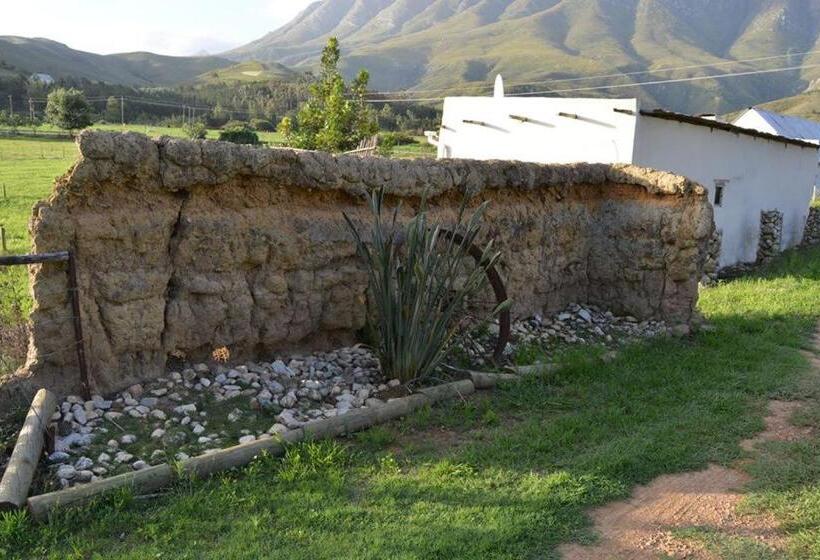 Hotel Die Hoenderhok And Die Plaashuisie