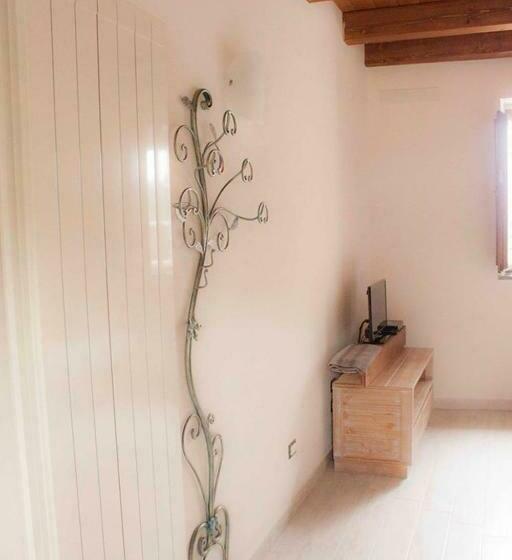 בית מלון כפרי Il Borgo Di Pegui