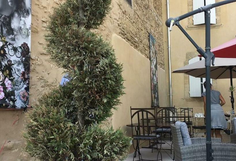 Profitez Des Fêtes De Fin D Année En Louant  Pegau B&b   Châteauneuf Du Pape