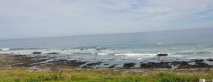 پانسیون Casa Seaviews