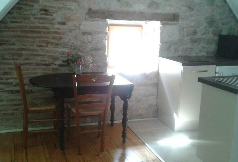 Пансион Charme, Jardin Et Vue Panoramique En Plein Coeur De St Cirq