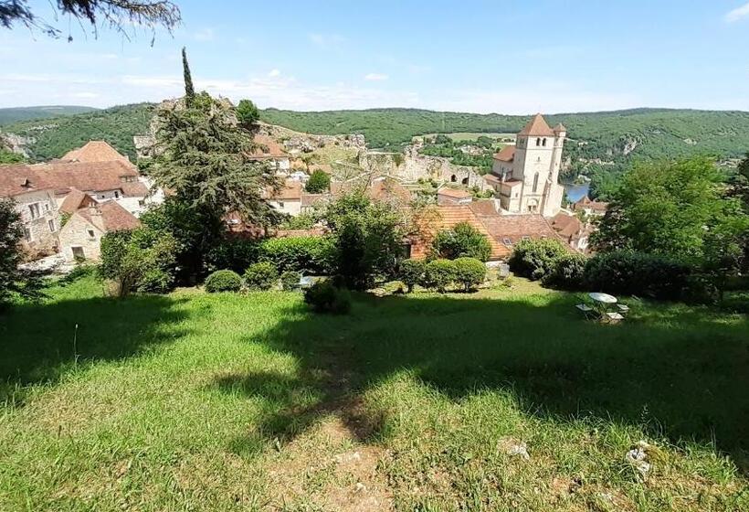 Пансион Charme, Jardin Et Vue Panoramique En Plein Coeur De St Cirq