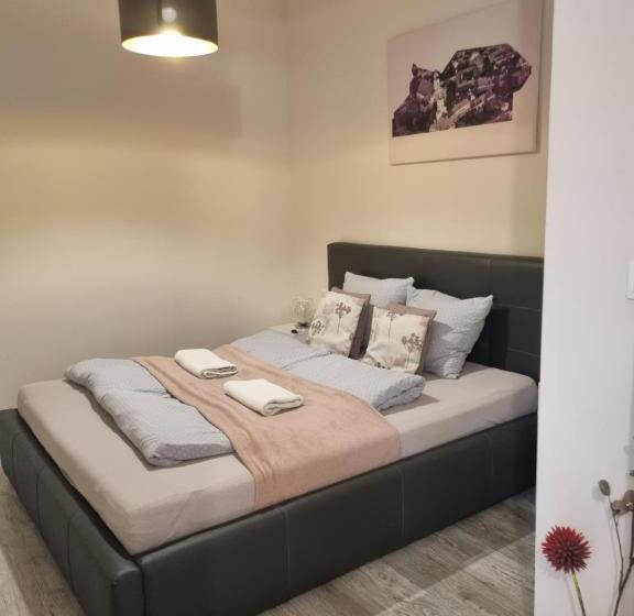 بنسيون Eden Center Home