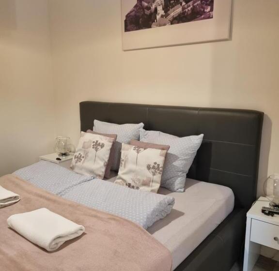 بنسيون Eden Center Home