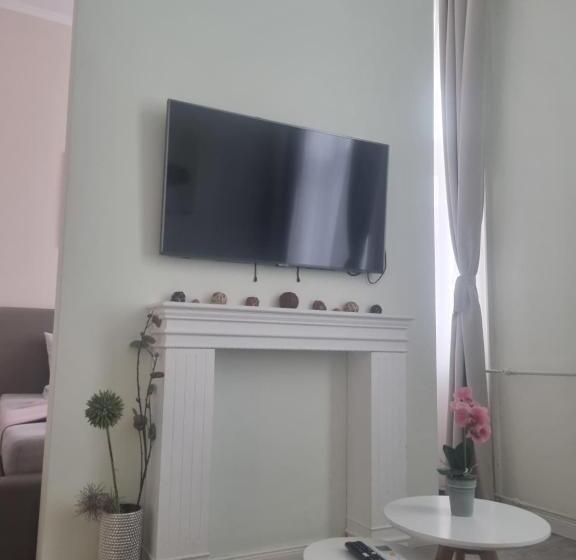 بنسيون Eden Center Home