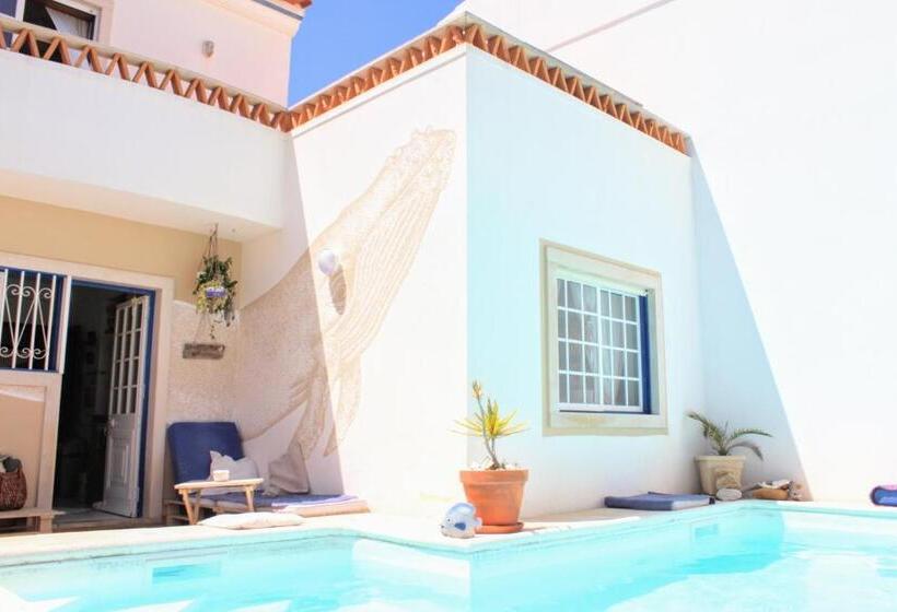 پانسیون Ericeira Soulsurfers Guesthouse