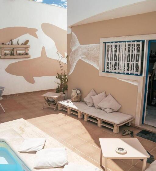 پانسیون Ericeira Soulsurfers Guesthouse