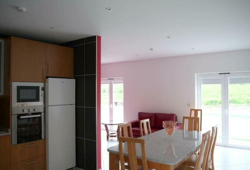 펜션 Funileiro, Apartamentos E Quartos