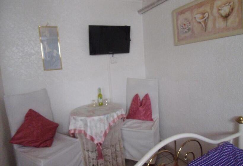 بنسيون Gästehaus Baur