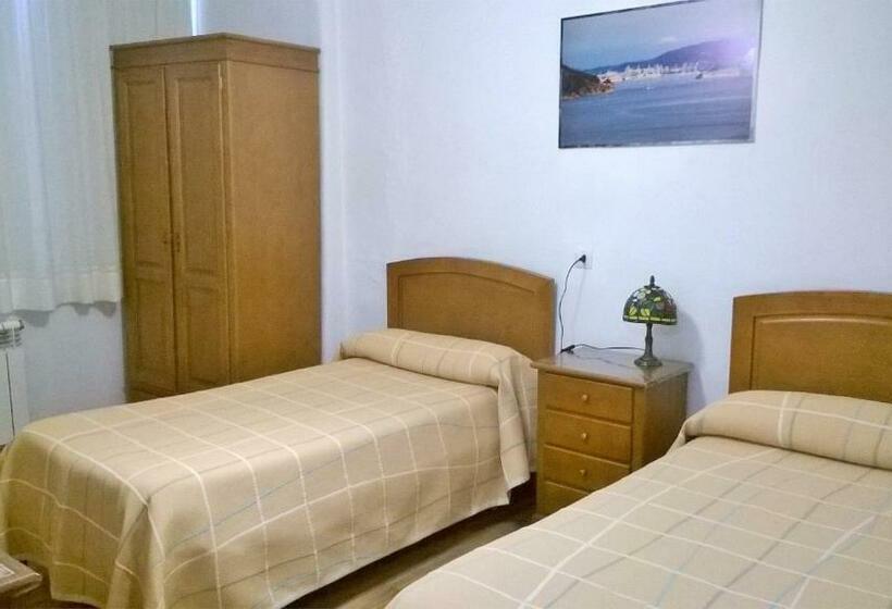 بنسيون Hostal El Cairo