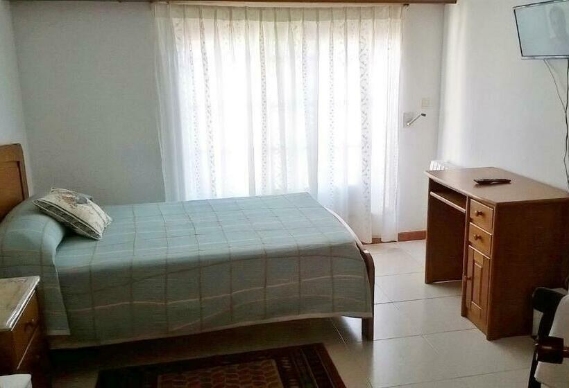 بنسيون Hostal El Cairo