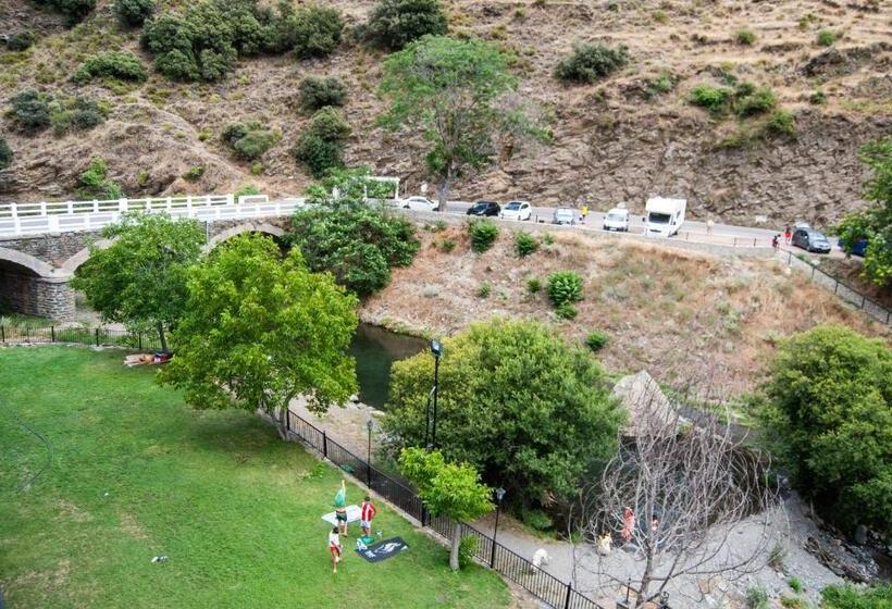 ペンション Hostal Mulhacen