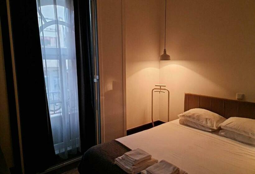 بنسيون Rosa Biscoito Suites