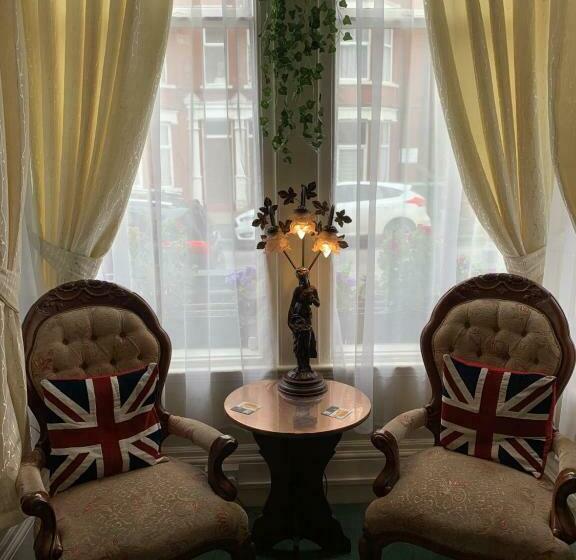 Пансион The George Guest House