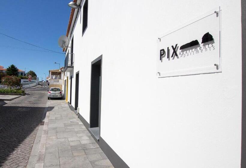 Pix Apartments