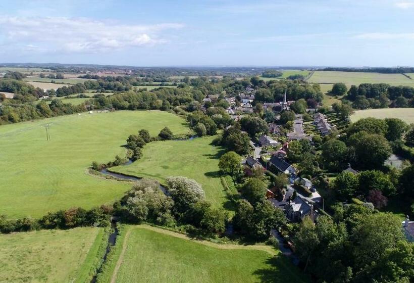 Waterfield House B&b