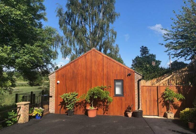 Waterfield House B&b