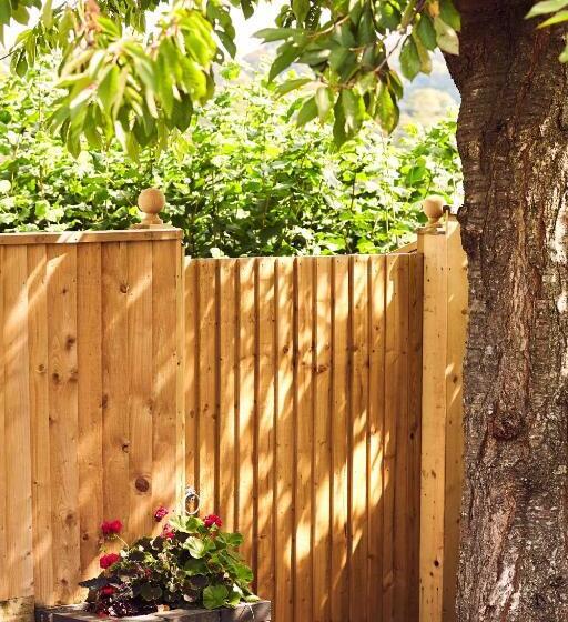 Waterfield House B&b