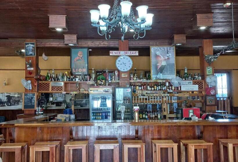 הוסטל The Grey S Inn