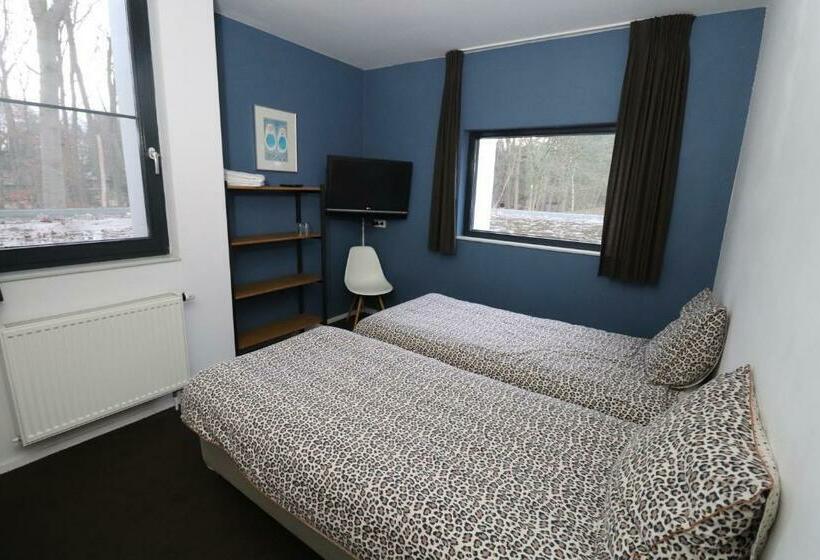 تختخواب و صبحانه Avellano