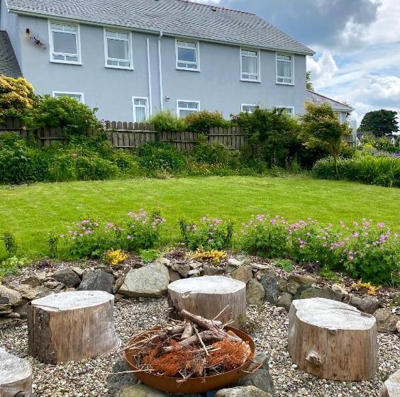 住宿加早餐 Brook Lodge