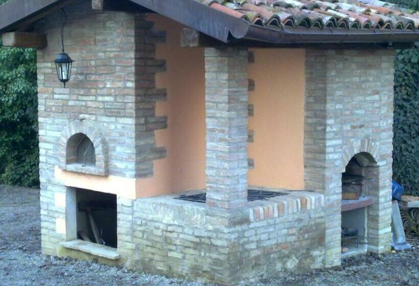 مبيت وإفطار Casa Nel Bosco