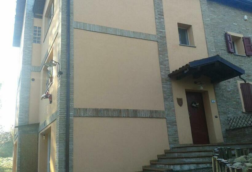 مبيت وإفطار Casa Nel Bosco