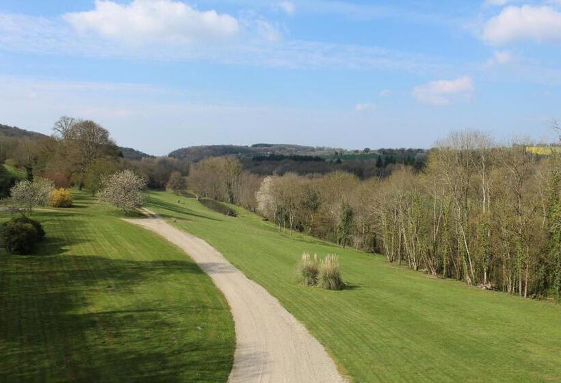 Bed and Breakfast Chateau De La Lucazière