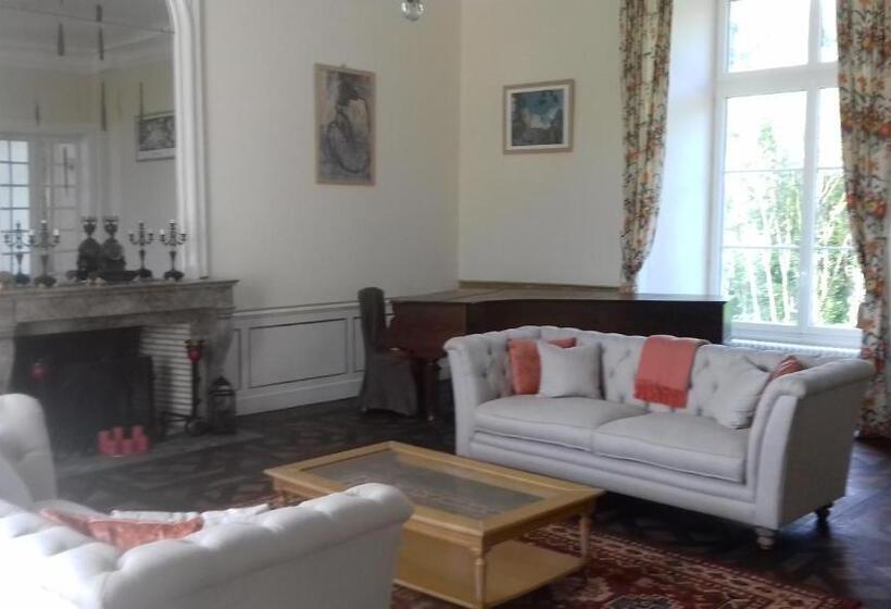 Bed and Breakfast Chateau De La Lucazière