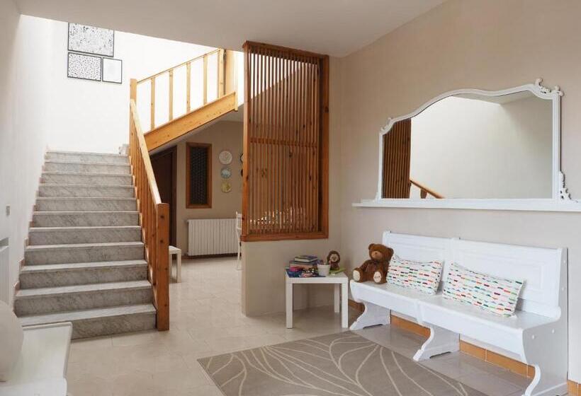 住宿加早餐  Domus Tua