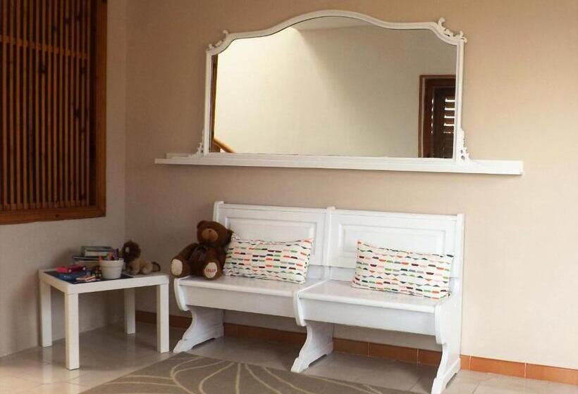 住宿加早餐  Domus Tua