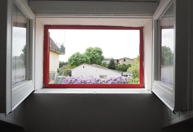 住宿加早餐  Domus Tua