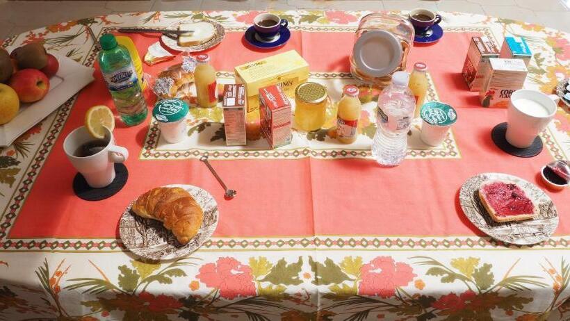 住宿加早餐  Domus Tua