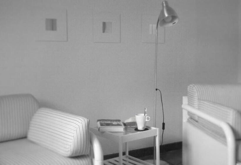 住宿加早餐  Domus Tua