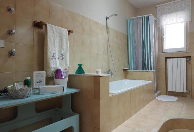 住宿加早餐  Domus Tua