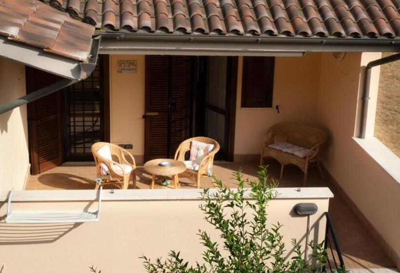 ベッドアンドブレックファースト L Albicocco