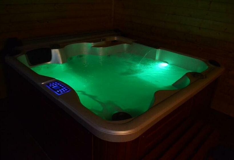 مبيت وإفطار La Follye Mancey