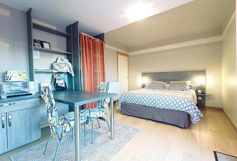 Bed and Breakfast La Maison Des Douces  Eure