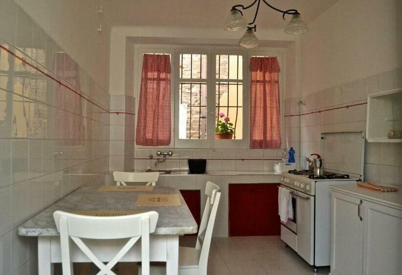 住宿加早餐 La Rue