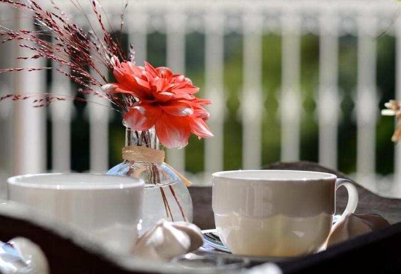 민박 Lalande Laborie