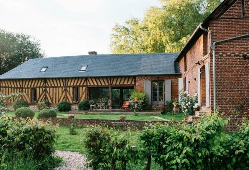 ベッドアンドブレックファースト Le Pré Doré