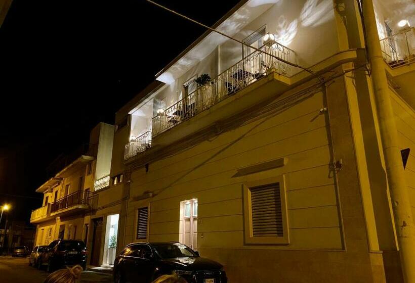 민박 Le Stanze Di Brando E Nico