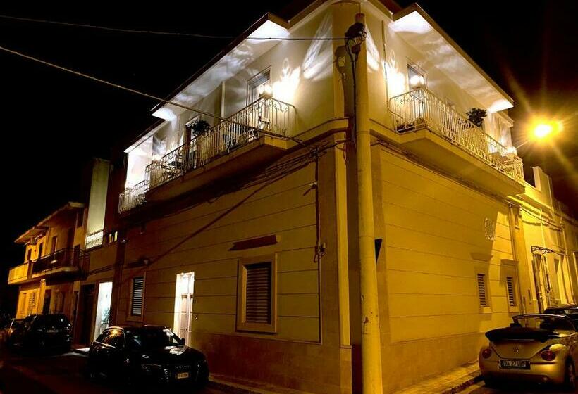 민박 Le Stanze Di Brando E Nico