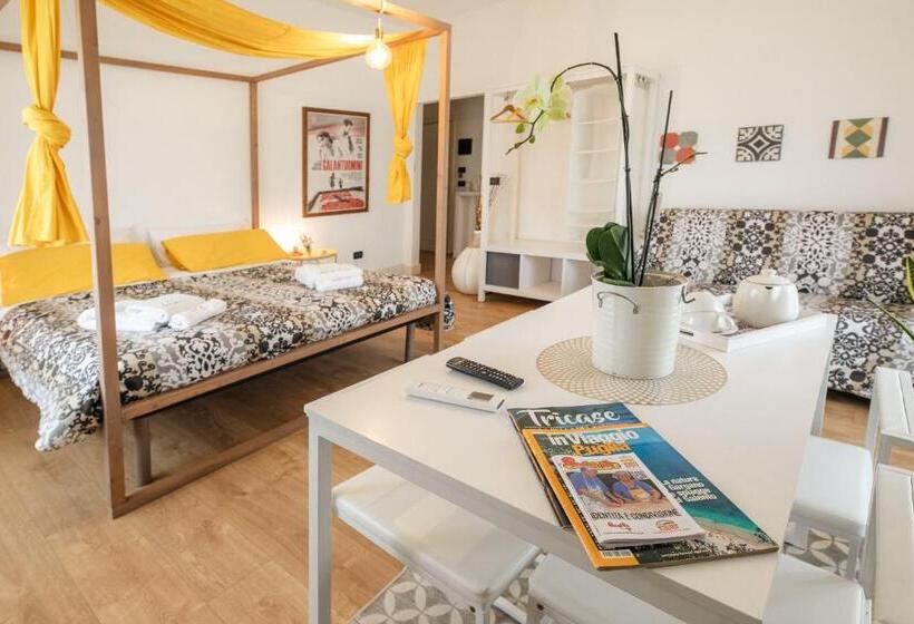 민박 Le Stanze Di Brando E Nico