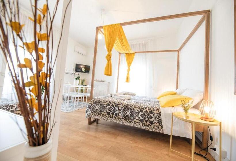 민박 Le Stanze Di Brando E Nico