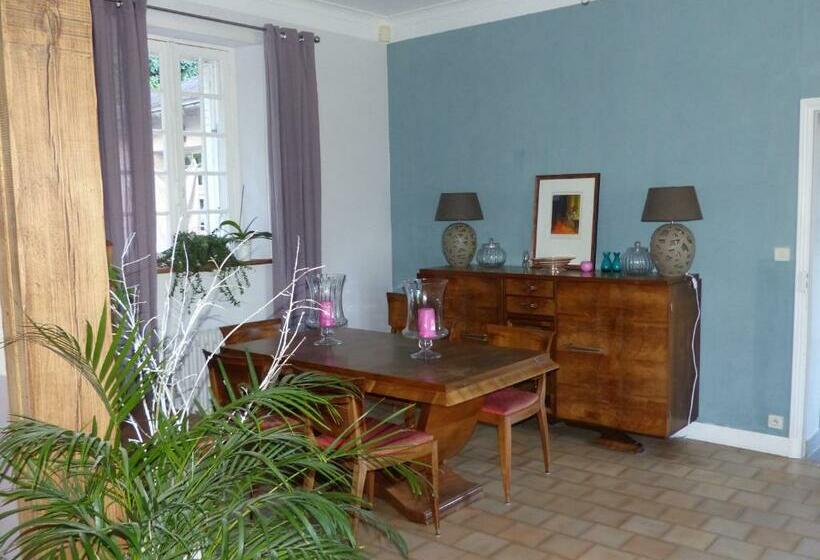 민박 Manoir De La Vigneraie